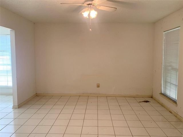 3027 Country Club Boulevard, Sugar Land, TX 77478