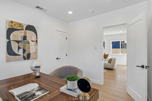 915 N Valley, Burbank, CA 91505