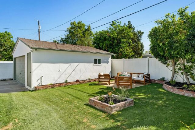 915 N Valley, Burbank, CA 91505