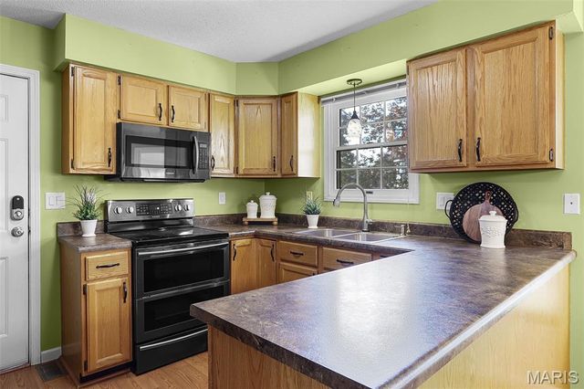 116 Dunwoody Drive, Glen Carbon, IL 62034