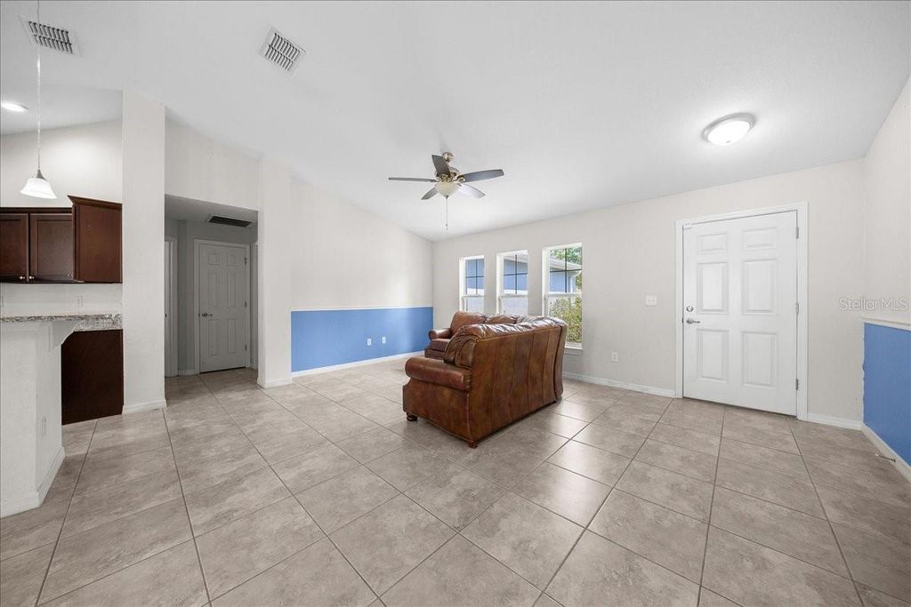 Image 17 of property listing at 5488 NW 61ST AVENUE, Ocala, FL 34482