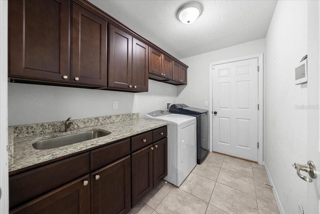 Image 36 of property listing at 5488 NW 61ST AVENUE, Ocala, FL 34482