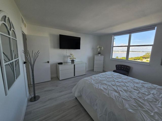 3450 S Ocean Boulevard 6230, Palm Beach, FL 33480