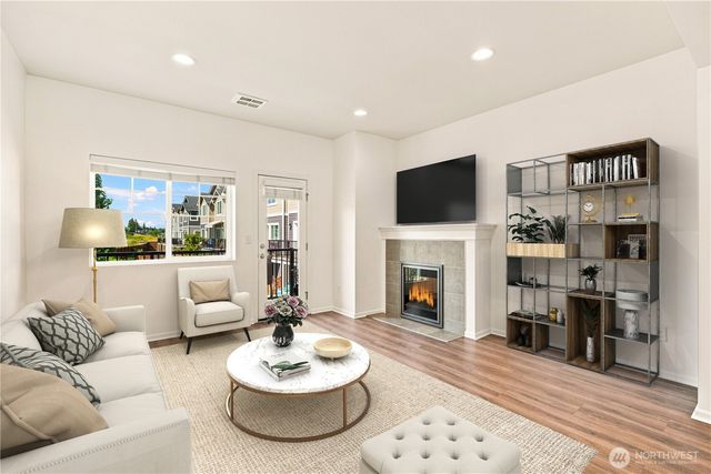 3005 34th Place, Everett, WA 98201