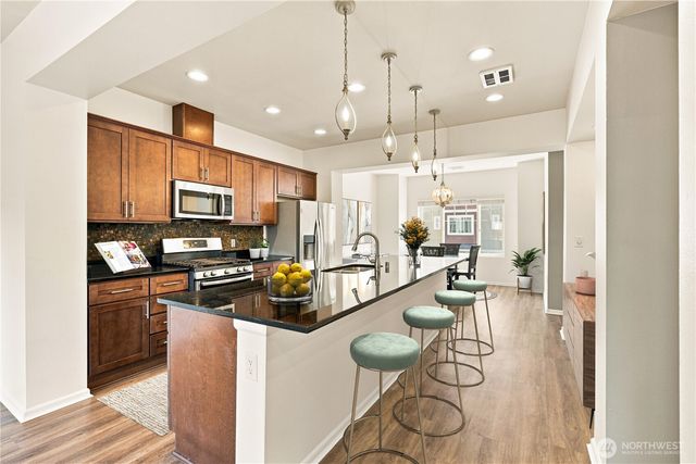3005 34th Place, Everett, WA 98201