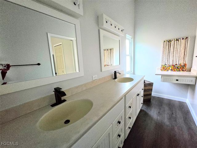 17703 Heron LN, Fort Myers, FL 33908