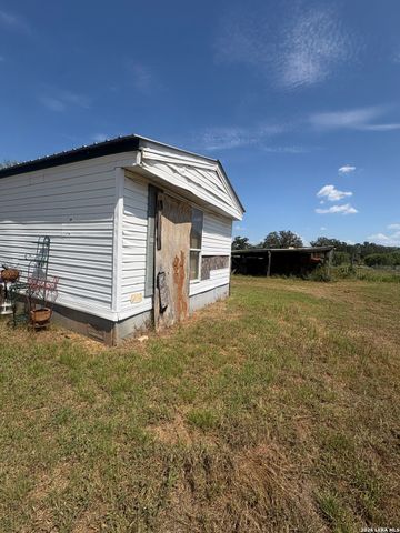 4410 County Road 334, Stockdale, TX 78160