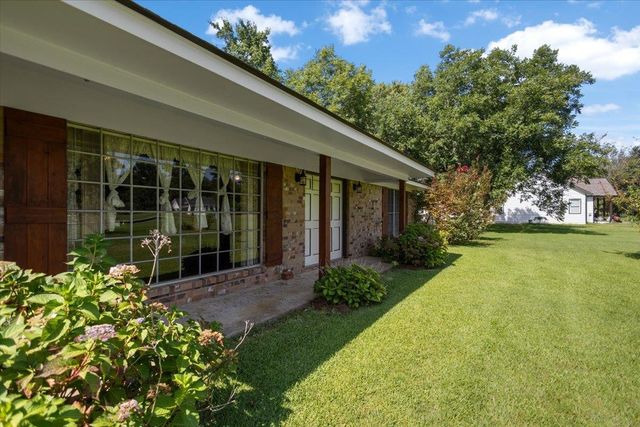 1367 FM 49, Gilmer, TX 75644