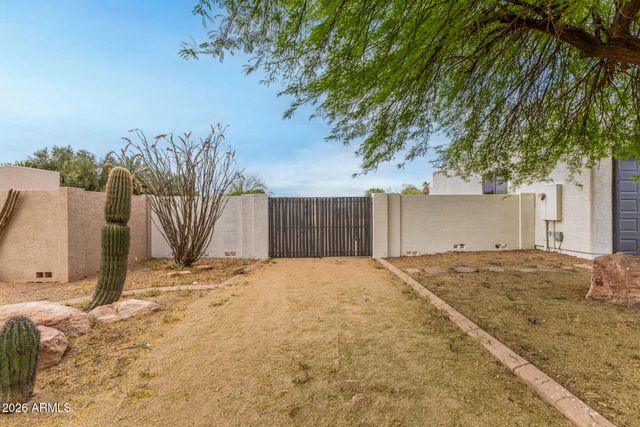 24702 W RED ROBIN Drive, Wittmann, AZ 85361