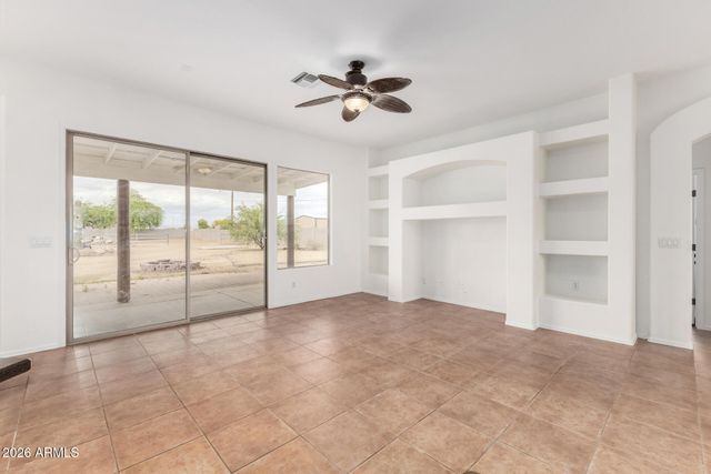 24702 W RED ROBIN Drive, Wittmann, AZ 85361