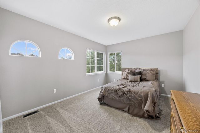 5861 Jasper Pointe Circle, Castle Pines, CO 80108