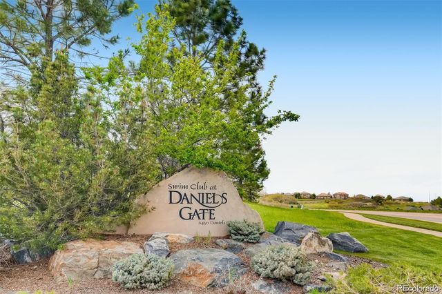 5861 Jasper Pointe Circle, Castle Pines, CO 80108