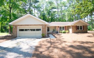 16 E Pine Court, Calabash, NC 28467