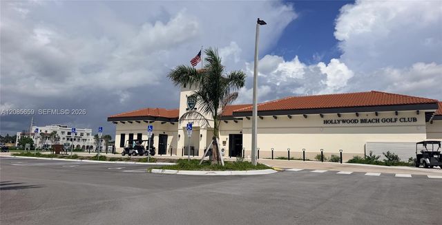 1327 N 15th Avenue 22, Hollywood, FL 33020