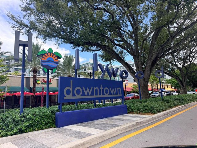 1327 N 15th Avenue 22, Hollywood, FL 33020