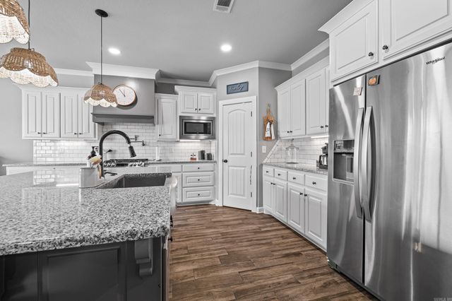 129 Birchwood Cr, Cabot, AR 72023