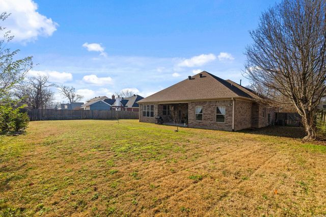 129 Birchwood Cr, Cabot, AR 72023