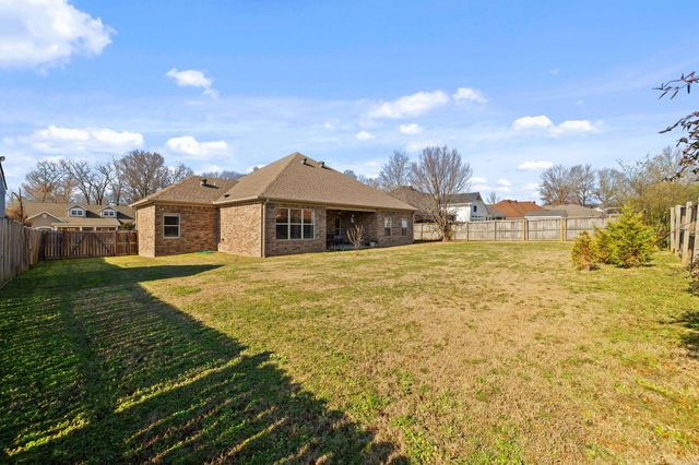 129 Birchwood Cr, Cabot, AR 72023