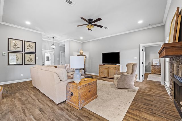 129 Birchwood Cr, Cabot, AR 72023