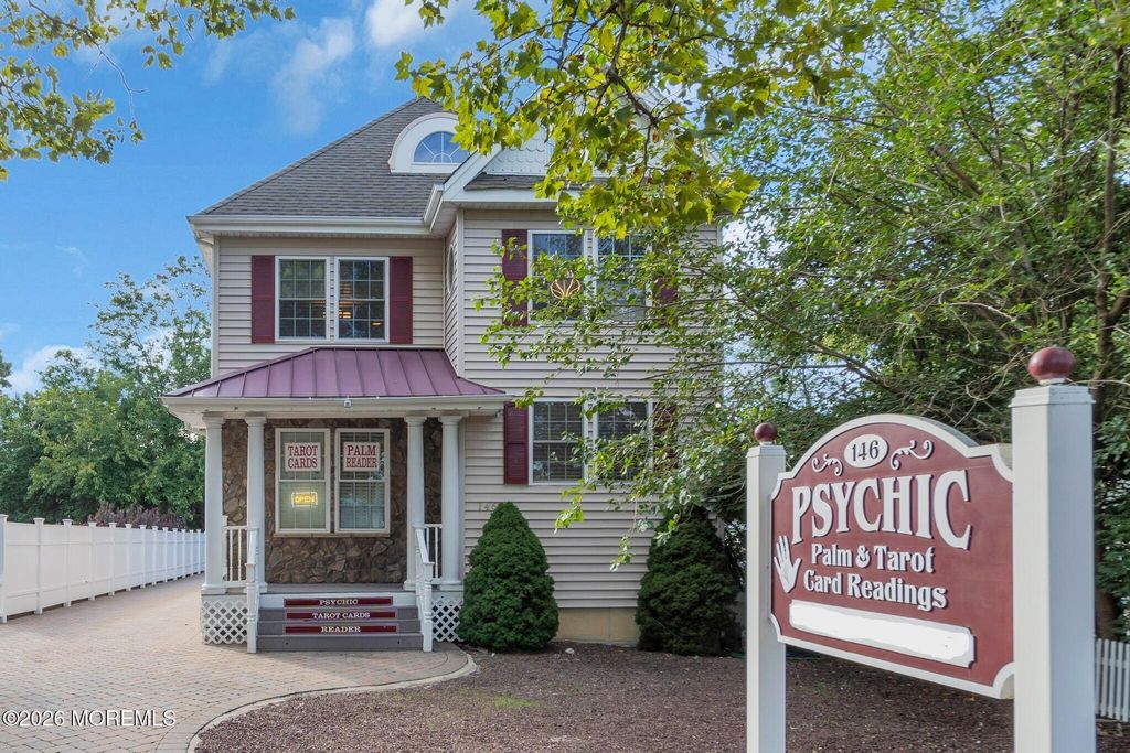 146 N Main Street, Manahawkin, NJ 08050