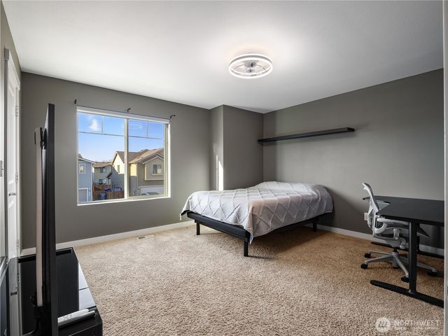 460 Partlon St, Buckley, WA 98321