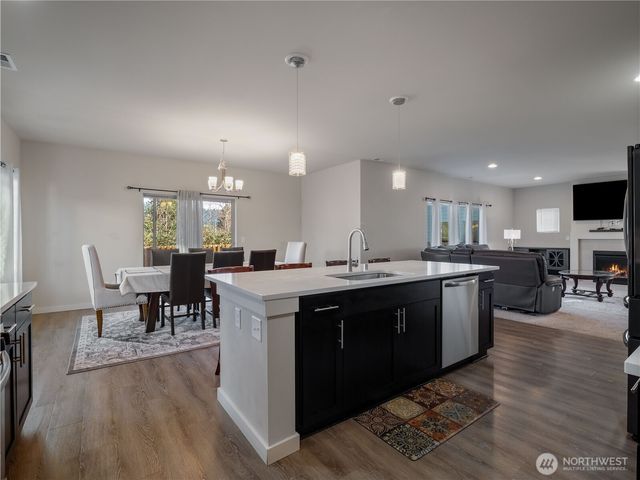 460 Partlon St, Buckley, WA 98321