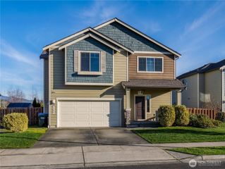 460 Partlon St, Buckley, WA 98321
