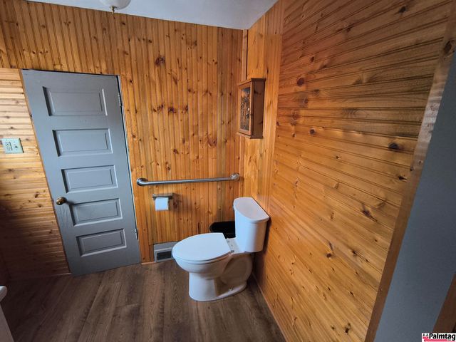 528 9th Street, Pawnee City, NE 68420