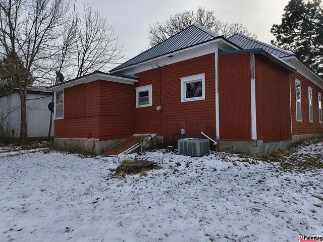 528 9th Street, Pawnee City, NE 68420