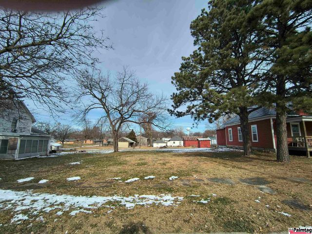 528 9th Street, Pawnee City, NE 68420
