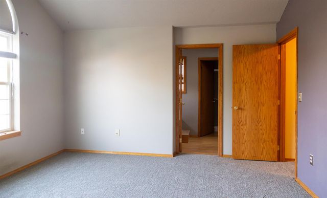 1316 W Maxine Ct, Spokane, WA 99208