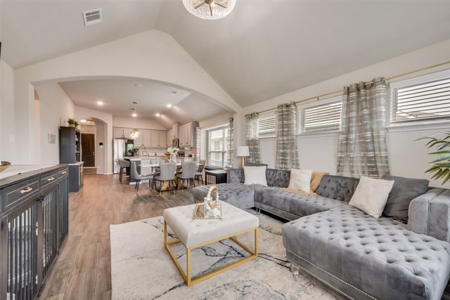 4920 Sassafras Drive, Fort Worth, TX 76036