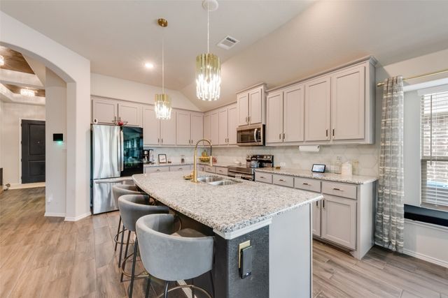 4920 Sassafras Drive, Fort Worth, TX 76036