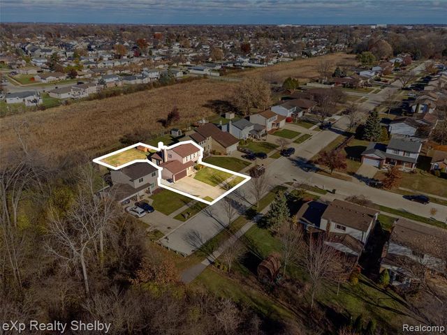 2849 Elmcrest Road, Sterling Heights, MI 48310