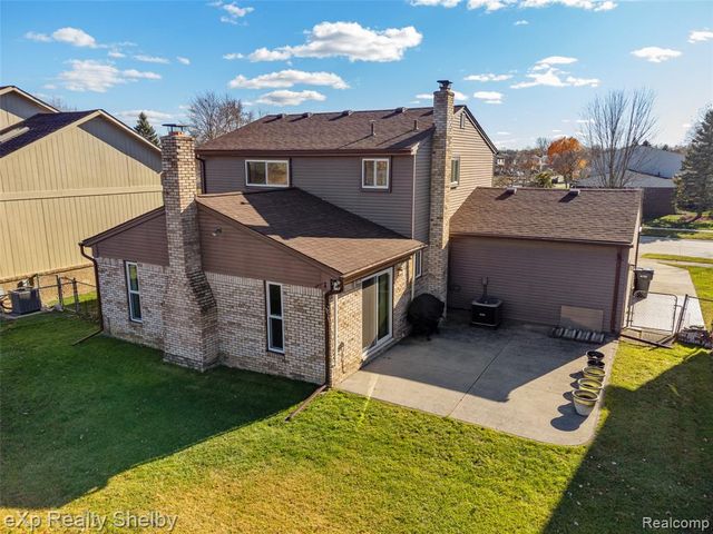 2849 Elmcrest Road, Sterling Heights, MI 48310