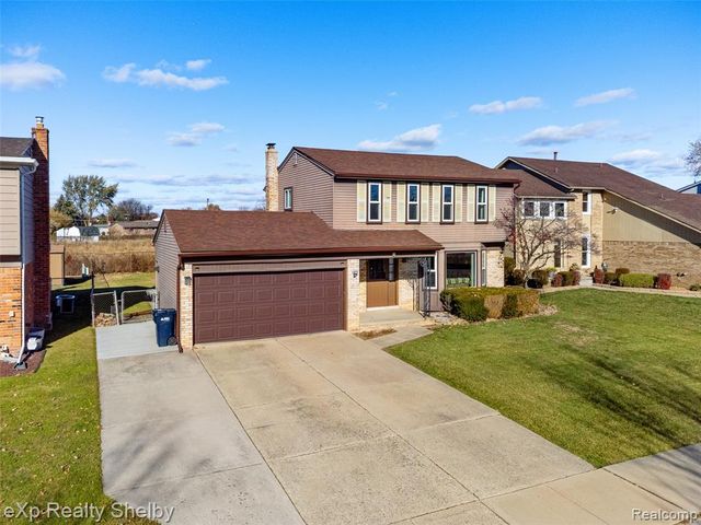 2849 Elmcrest Road, Sterling Heights, MI 48310