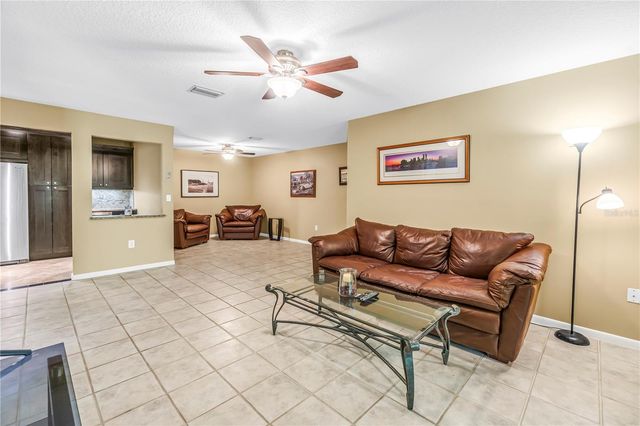 1290 PINE RIDGE CIRCLE E G2, Tarpon Springs, FL 34688