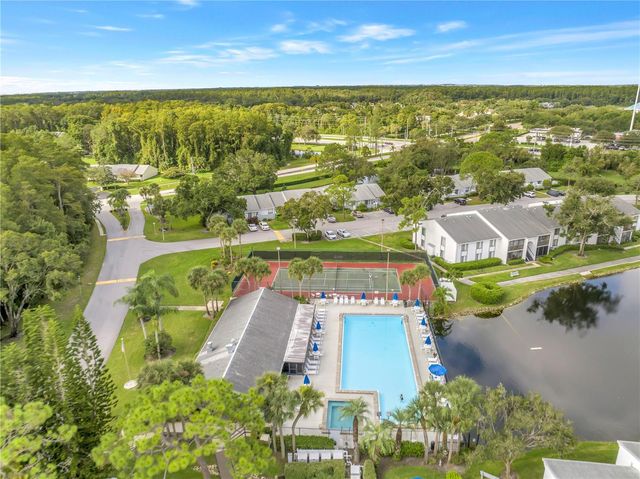 1290 PINE RIDGE CIRCLE E G2, Tarpon Springs, FL 34688