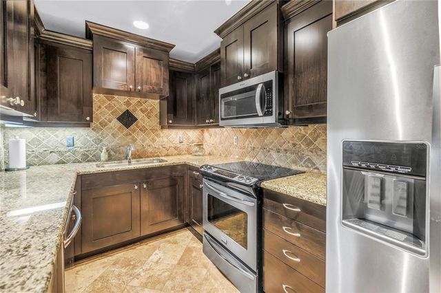 1290 PINE RIDGE CIRCLE E G2, Tarpon Springs, FL 34688