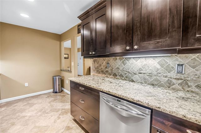 1290 PINE RIDGE CIRCLE E G2, Tarpon Springs, FL 34688