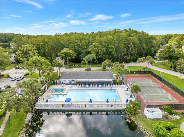 1290 PINE RIDGE CIRCLE E G2, Tarpon Springs, FL 34688