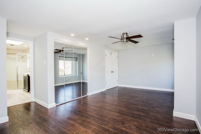 14 Westwood Drive, Indian Head Park, IL 60525