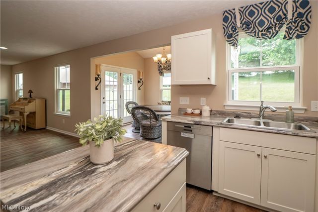 7185 Gauntlet Street SW, Massillon, OH 44646