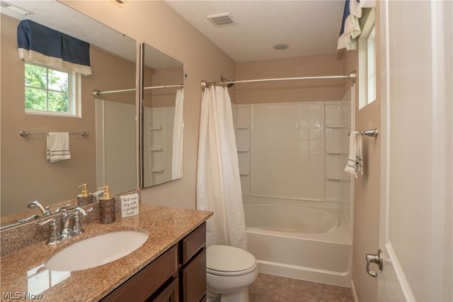 7185 Gauntlet Street SW, Massillon, OH 44646