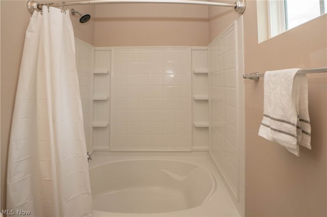7185 Gauntlet Street SW, Massillon, OH 44646