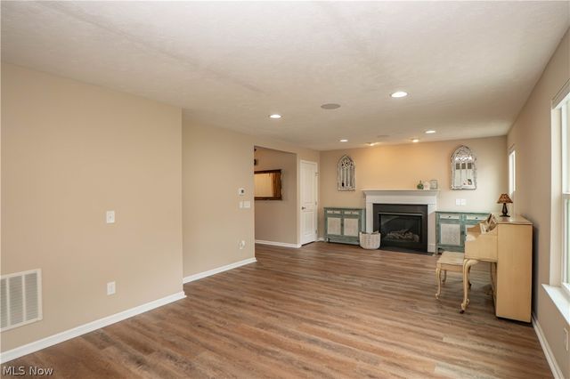 7185 Gauntlet Street SW, Massillon, OH 44646