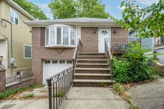 197 WEST 26TH ST, Bayonne, NJ 07002
