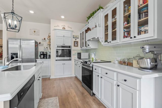 369 Castaway Key Dr., Pawleys Island, SC 29585