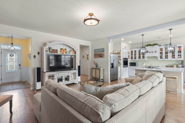 369 Castaway Key Dr., Pawleys Island, SC 29585