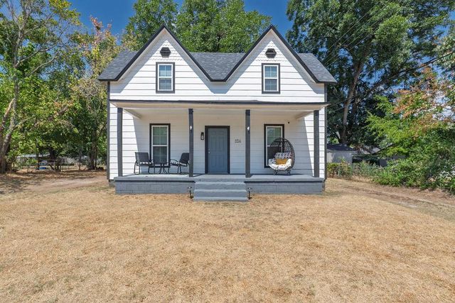 1134 E Walnut Street, Shawnee, OK 74801